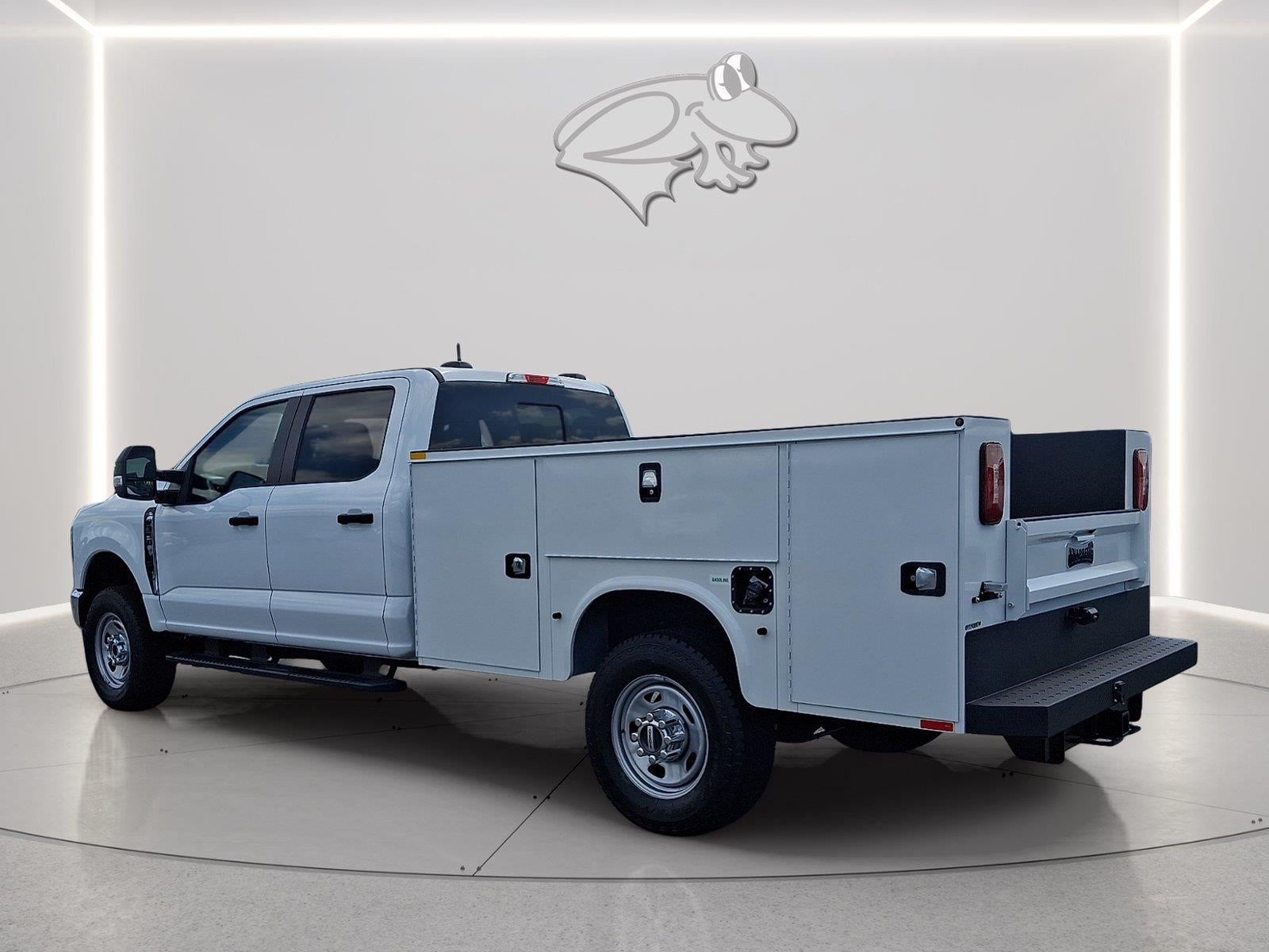 2026 Ford Super Duty F-350 SRW — side profile view