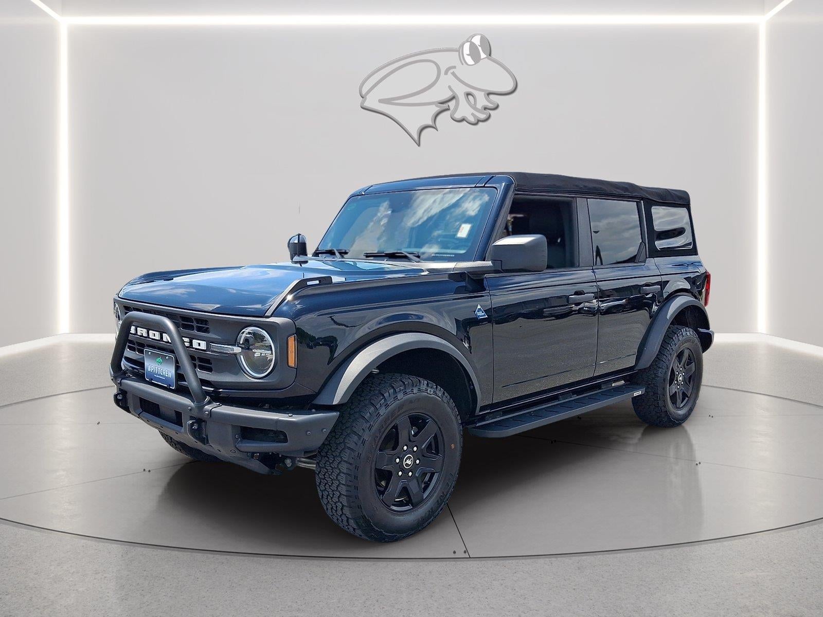 2022 Ford Bronco Black Diamond in Shadow Black — front three-quarter view